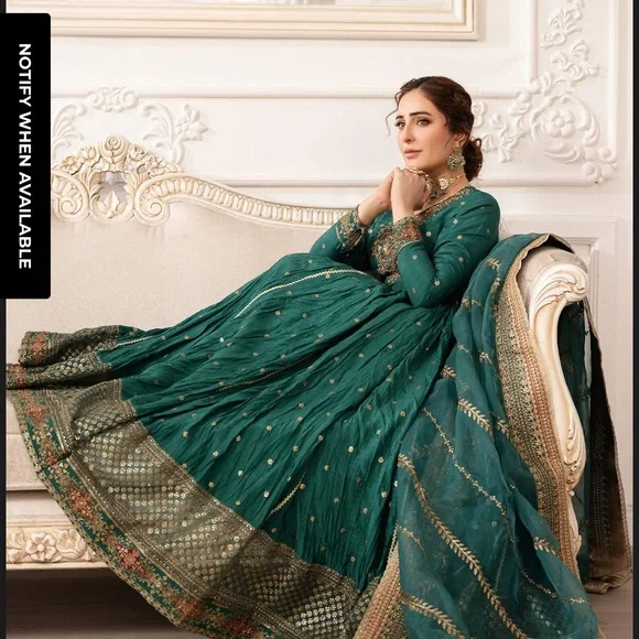 MARIA.B. 3 Piece Embroidered Raw Silk Lehenga Choli/Party/wedding wear Pakistani - Picture 3 of 5